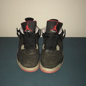 Jordan 4 “Bred”